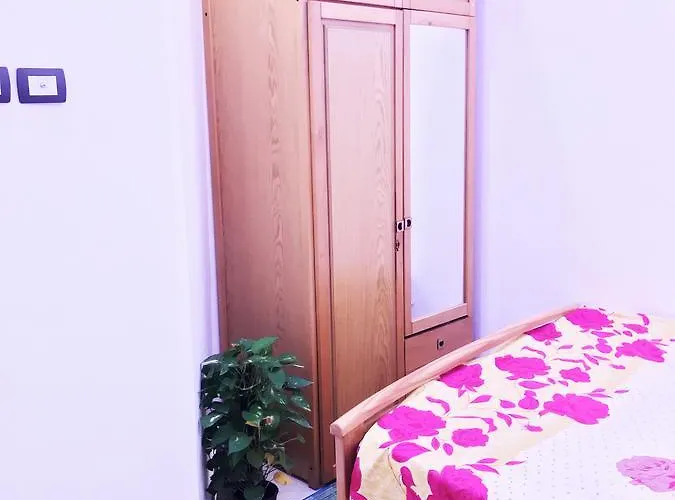 Cecelia Apartmanhotel *