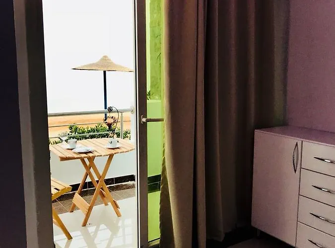 Cecelia Apartmanhotel Gurdaka