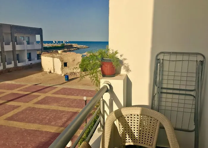 Cecelia Apartmanhotel Gurdaka